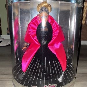 NIB Happy Holidays Barbie